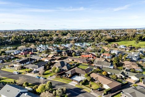 Photo of property in 36 Delamare Road, St Andrews, Hamilton, 3200