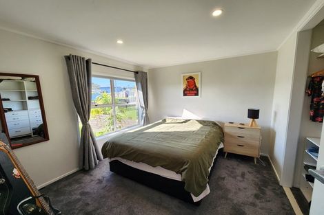Photo of property in 2/166 Verbena Road, Birkdale, Auckland, 0626