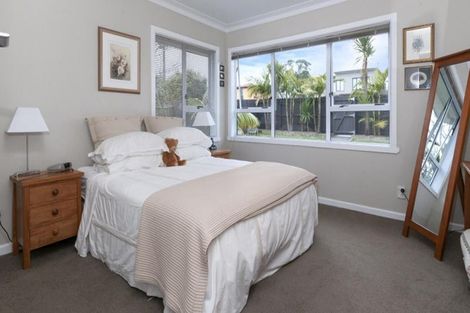 Photo of property in 1/28 Bleakhouse Road, Howick, Auckland, 2014