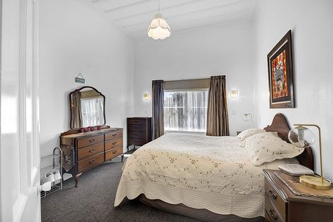 Photo of property in 3 Victoria Street, Hawera, 4610