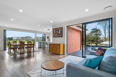 Photo of property in 225d Amreins Road, Taupaki, 0782