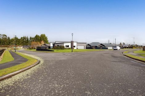 Photo of property in 7 Mercade Close, Stratford, 4332