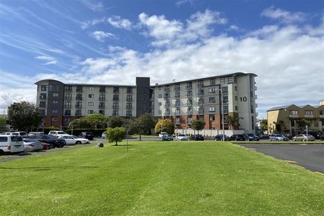 Photo of property in 1l/10 Crown Lynn Place, New Lynn, Auckland, 0600