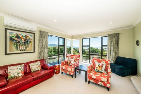 Photo of property in 46 Hicks Crescent, Waikanae Beach, Waikanae, 5036