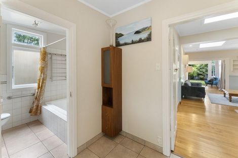 Photo of property in 194 Collingwood Street, Nelson, 7010