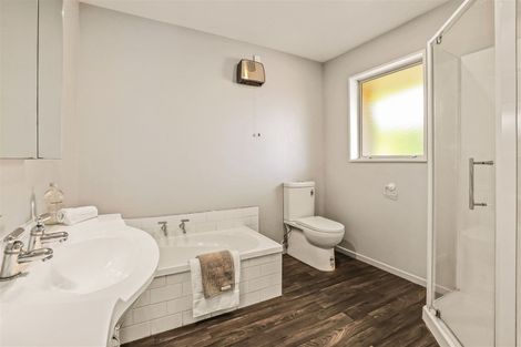 Photo of property in 22 Wendy Place, Heathcote Valley, Christchurch, 8022