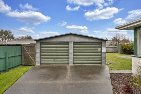 Photo of property in 76a Englefield Road, Northwood, Christchurch, 8051