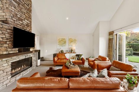 Photo of property in 284 Patumahoe Road, Pukekohe, 2678