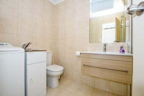 Photo of property in 2/29 Dudley Road, Mission Bay, Auckland, 1071