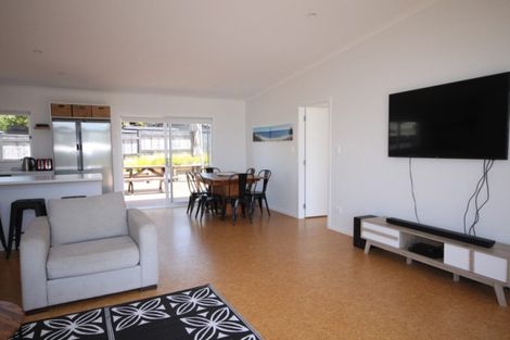 Photo of property in 19 Golden Hills Drive, Pauanui, Hikuai, 3579
