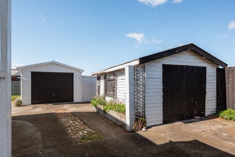 Photo of property in 11 Holdaway Street, Riversdale, Blenheim, 7201