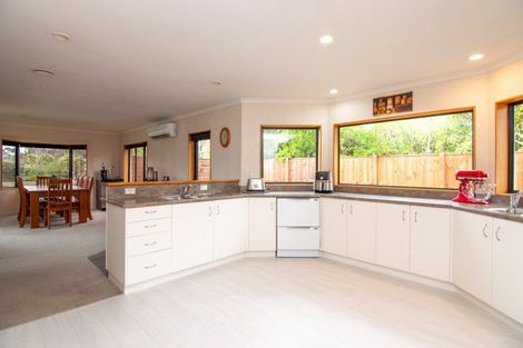 Photo of property in 23 Cashmere Drive, Fitzherbert, Palmerston North, 4410