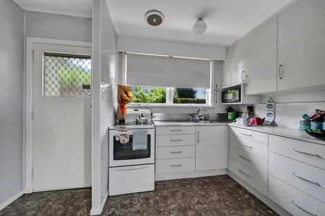 Photo of property in 12 Surrey Street, Hawera, 4610