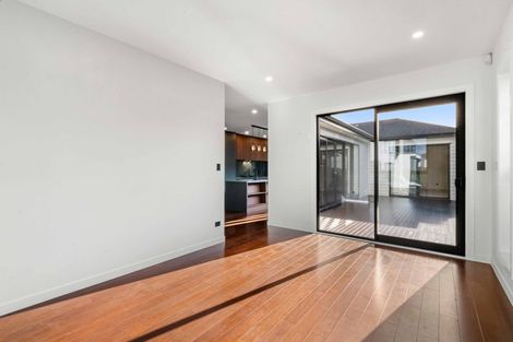 Photo of property in 29 Cara Avenue, Kumeu, 0810