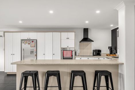 Photo of property in 73 Rexford Heights, Pyes Pa, Tauranga, 3112