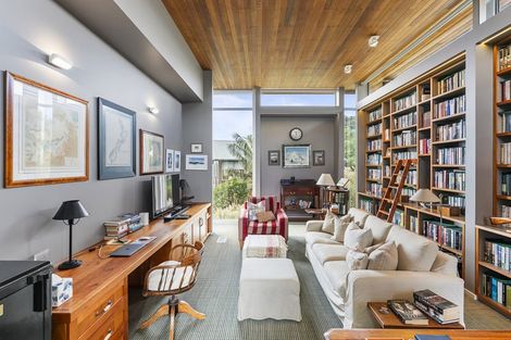 Photo of property in 39 Delamore Drive, Oneroa, Waiheke Island, 1081