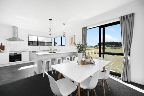 Photo of property in 1 Whites Way, Te Kauwhata, 3710