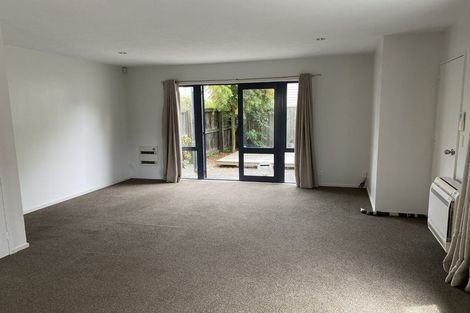 Photo of property in 2/90 Picton Avenue, Riccarton, Christchurch, 8011