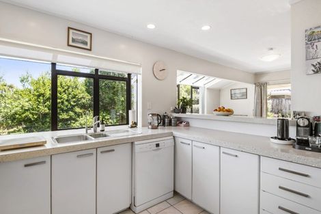 Photo of property in 20 Ronald Macken Place, Windsor Park, Auckland, 0632