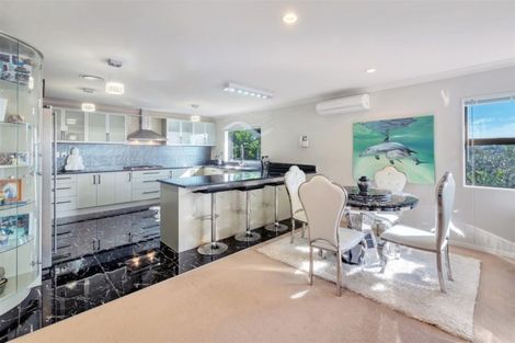 Photo of property in 17 Leafield Crescent, Henderson, Auckland, 0612