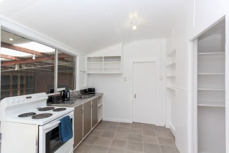 Photo of property in 17a Brookes Terrace, Waitara, 4320
