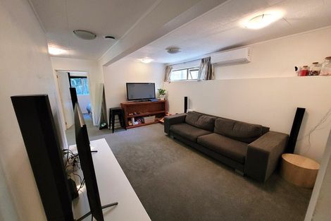 Photo of property in 69 Lynn Road, Bayview, Auckland, 0629