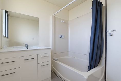 Photo of property in 101a Pohutukawa Drive, Owhata, Rotorua, 3010