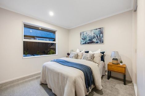 Photo of property in 18 Steamer Road, Silverdale, 0932