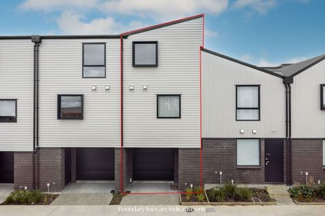 Photo of property in 5/3234 Great North Road, New Lynn, Auckland, 0600