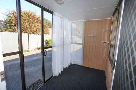 Photo of property in 2/13 Main South Road, Sockburn, Christchurch, 8042