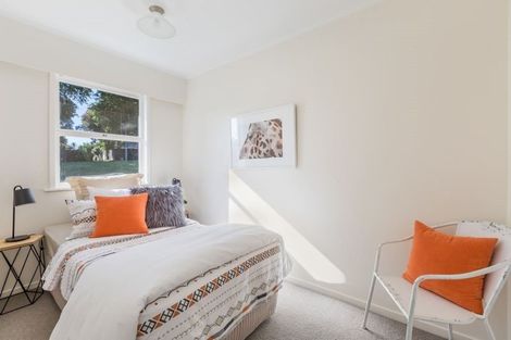 Photo of property in 20 Lake Road, Northcote, Auckland, 0627