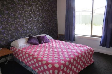 Photo of property in 8 Crabbe Place, Cromwell, 9310