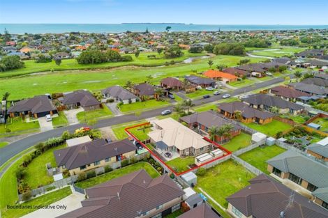 Photo of property in 45 Carrington Drive, Papamoa Beach, Papamoa, 3118