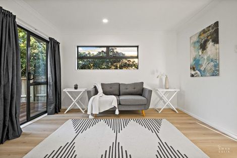 Photo of property in 70 Sturges Road, Henderson, Auckland, 0612