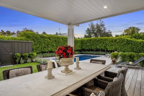 Photo of property in 4a Birchwood Grove, Greenhithe, Auckland, 0632