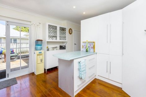 Photo of property in 5 Maher Street, Elderslea, Upper Hutt, 5018