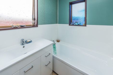 Photo of property in 56 Exeter Crescent, Springvale, Whanganui, 4501