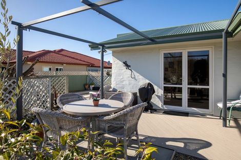 Photo of property in 6 Walnut Grove, Alexandra, 9320