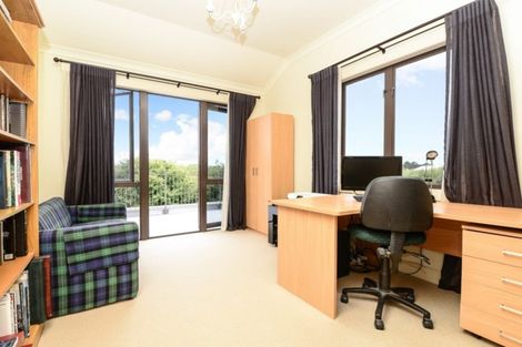 Photo of property in 35 The Esplanade, Huntington, Hamilton, 3210