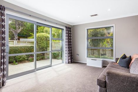 Photo of property in 6 Shoal Place, Whitby, Porirua, 5024