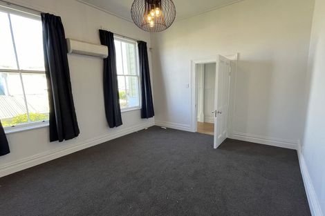 Photo of property in 8 Doctors Common, Mount Victoria, Wellington, 6011