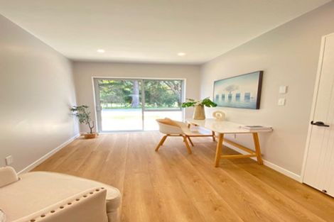 Photo of property in 11 Yellow Pear Lane, Karaka, 2578