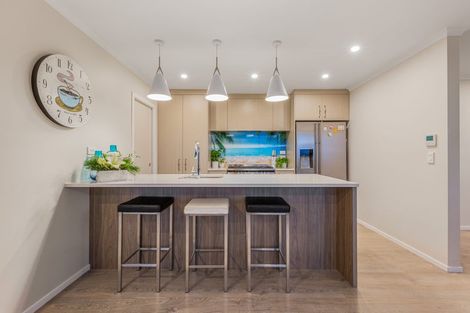 Photo of property in 5 Margaret Shields Avenue, Aotea, Porirua, 5024