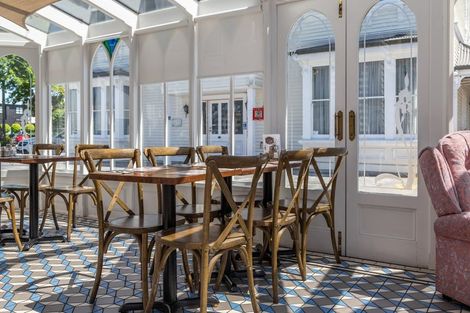 Photo of property in 106 Papanui Road, Merivale, Christchurch, 8014