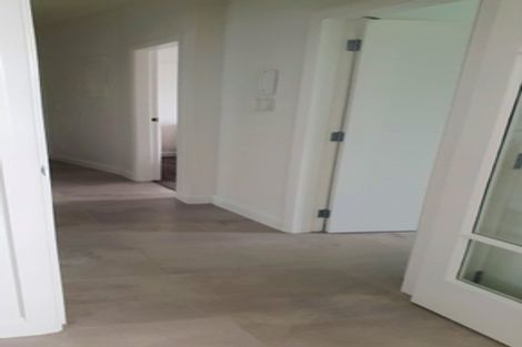 Photo of property in Fountain Court, 1/48 Oriental Parade, Oriental Bay, Wellington, 6011