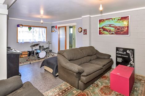 Photo of property in 14 Snowden Place, Opaheke, Papakura, 2113