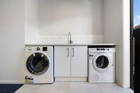 Photo of property in 12 Sawdon Street, Wanaka, 9305