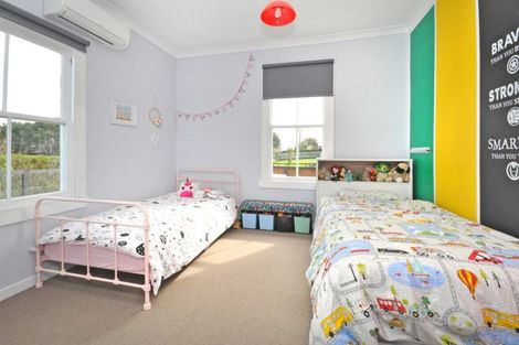 Photo of property in 23 View Road, Waiuku, 2123