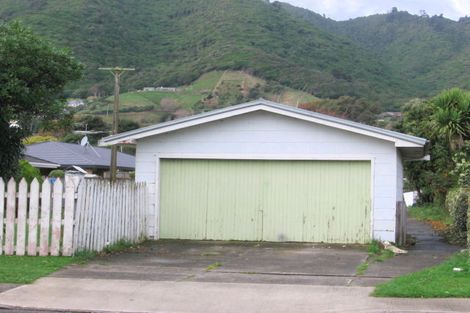 Photo of property in 65 Parata Street, Waikanae, 5036