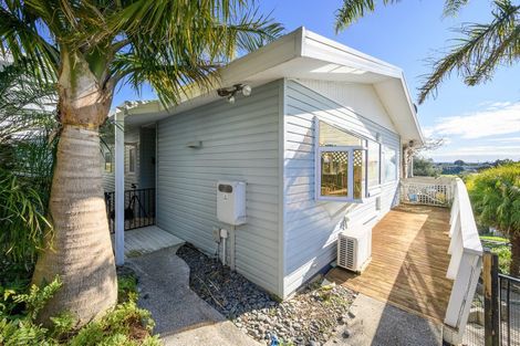 Photo of property in 9 Te Arawa Place, Welcome Bay, Tauranga, 3112